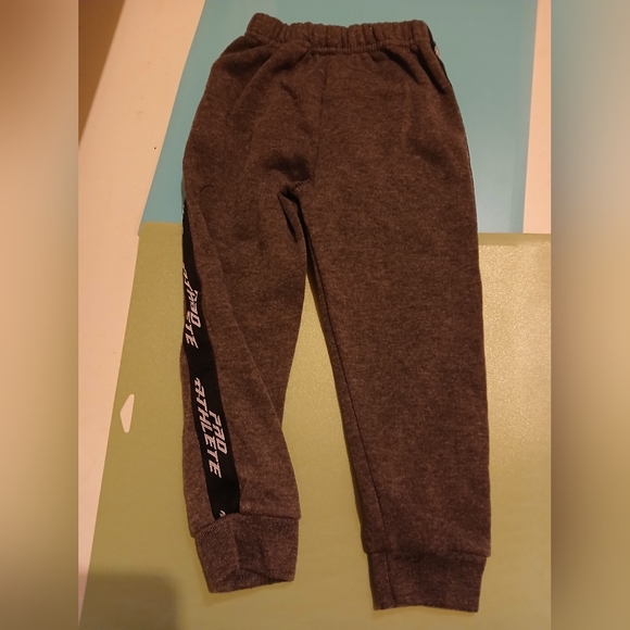 Gray Matching Sweatshirt & Joggers Set with Elasticated Waistband - Picture 7 of 8